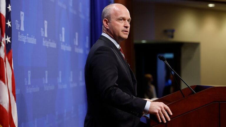 Going Green 10 kevin-roberts