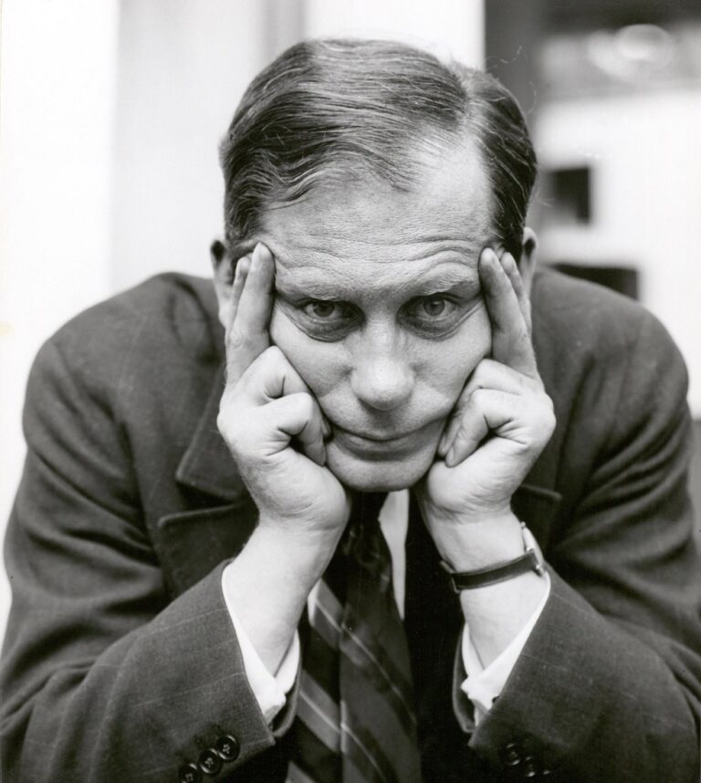 Going Green 4 walter-gropius_bauhaus