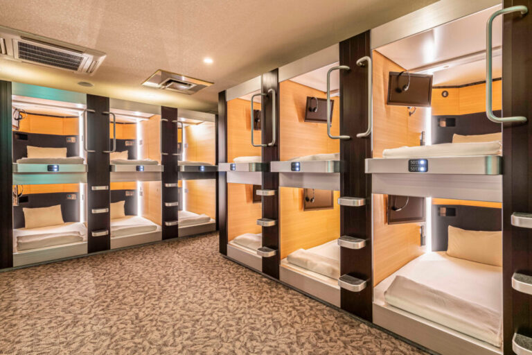 10 Built to Divide Mumbai-Pod-Hotels