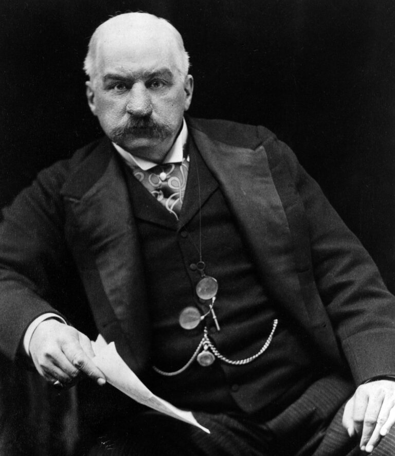 2 Built to Divide John-Pierpont-Morgan